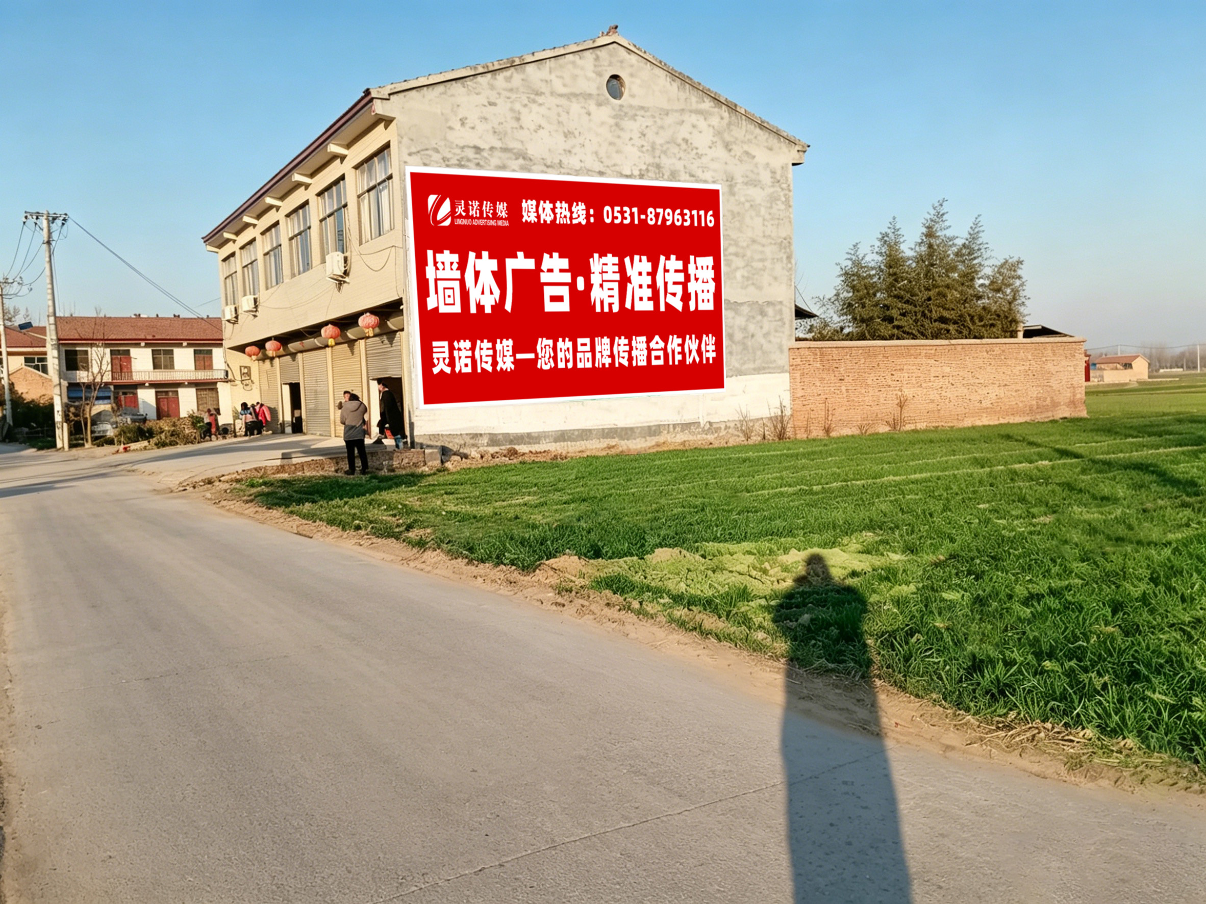 算法拿捏不了的流量，藏在乡镇的大街小巷里